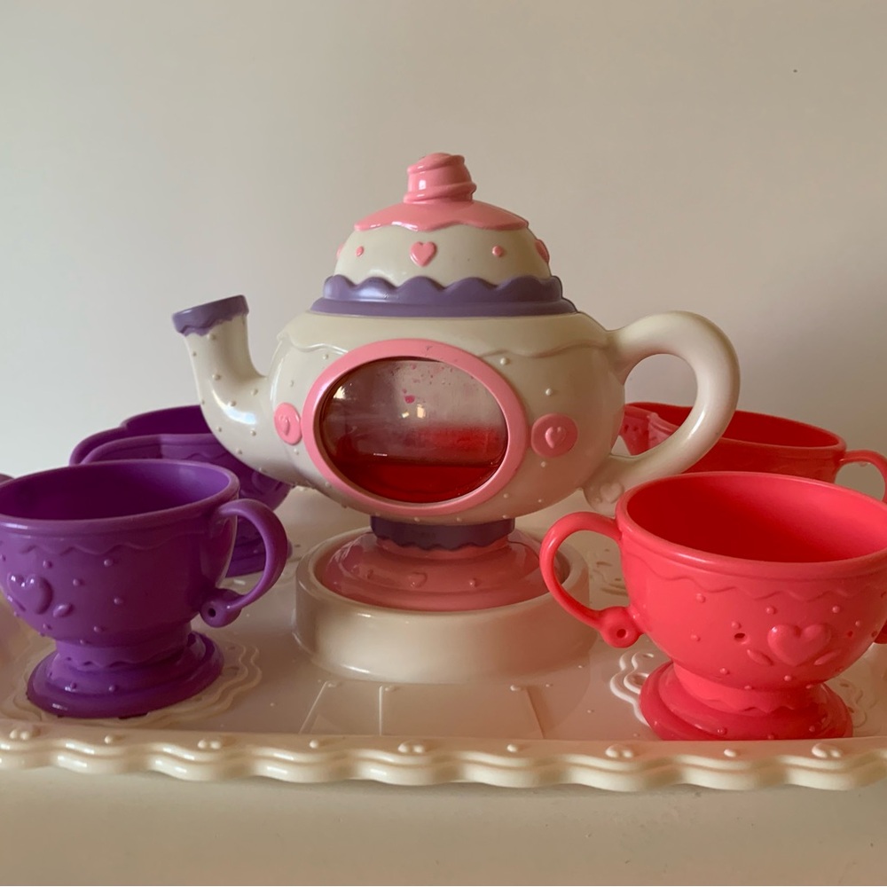Fisher-Price magical tea for two Colorful Toy Tea Set with Teapot and Cups
